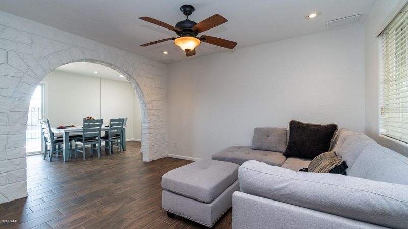 9617 E Ellis Cir, Mesa, AZ 85207