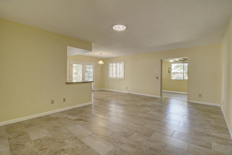 9618 E Eddystone Ct, Sun Lakes, AZ 85248