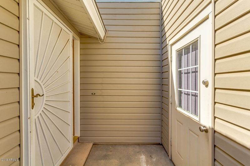 9619 N 53rd Ave, Glendale, AZ 85302
