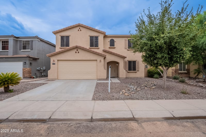 962 Crimm Rd, San Tan Valley, AZ 85143