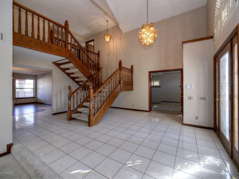 962 E Beck Ln, Phoenix, AZ 85022