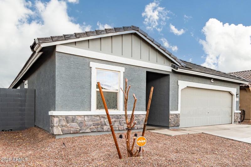 9621 Agora Ln, Tolleson, AZ 85353