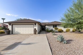 9621 Calgary Ave, Sun Lakes, AZ 85248