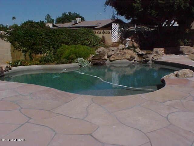 9621 N 33rd Dr, Phoenix, AZ 85051