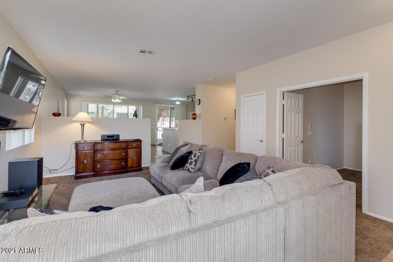 9622 E Keats Ave, Mesa, AZ 85209