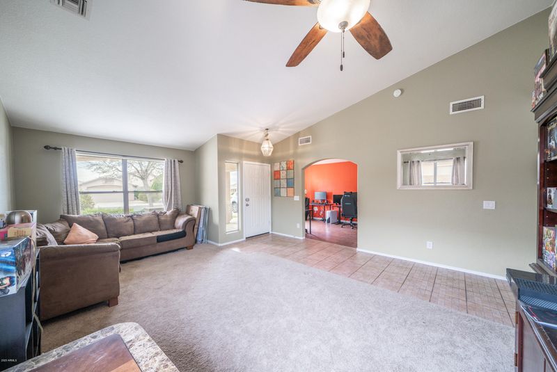 9622 E Olla Ave, Mesa, AZ 85212