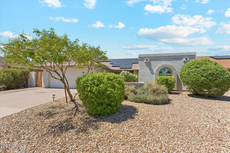 9622 Taro Ln, Peoria, AZ 85382