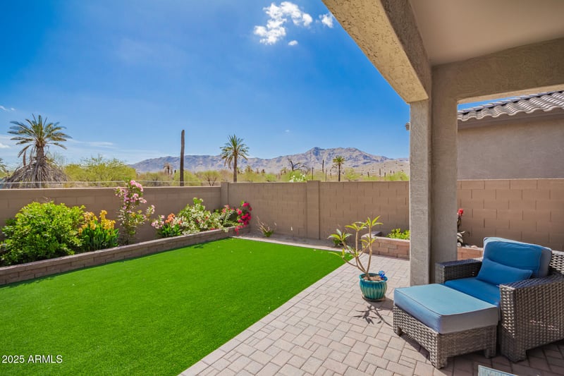 9623 38th Ln, Laveen, AZ 85339
