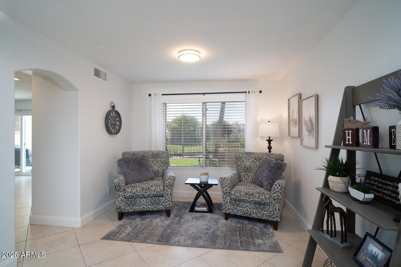 9623 51st St, Phoenix, AZ 85044