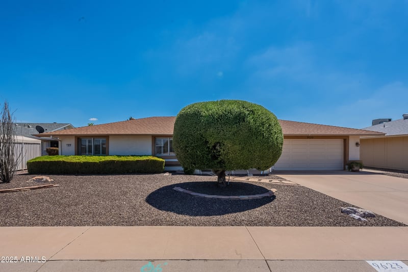9623 Terrace Ln, Sun City, AZ 85373