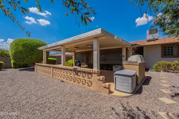 9623 Terrace Ln, Sun City, AZ 85373
