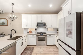 9624 Thunderbolt Ave, Mesa, AZ 85212