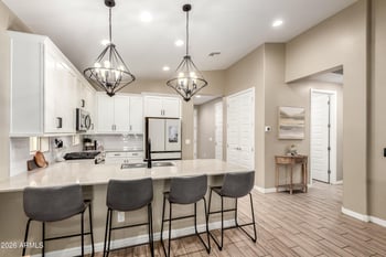 9624 Thunderbolt Ave, Mesa, AZ 85212