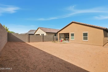 9625 Agora Ln, Tolleson, AZ 85353
