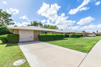 9625 Oak Ridge Dr, Sun City, AZ 85351