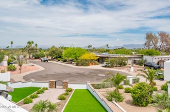 9626 33rd St, Phoenix, AZ 85028