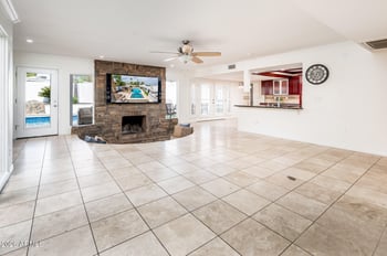 9626 33rd St, Phoenix, AZ 85028