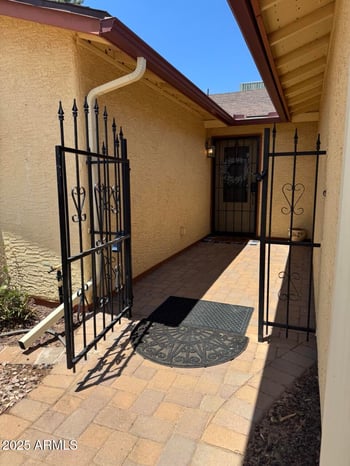 9626 Navajo Pl, Sun Lakes, AZ 85248