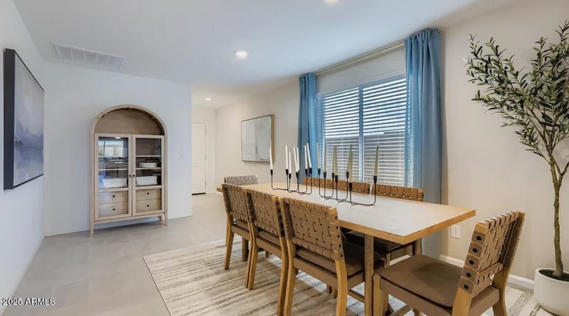 9626 Piccadilly Rd, Phoenix, AZ 85037