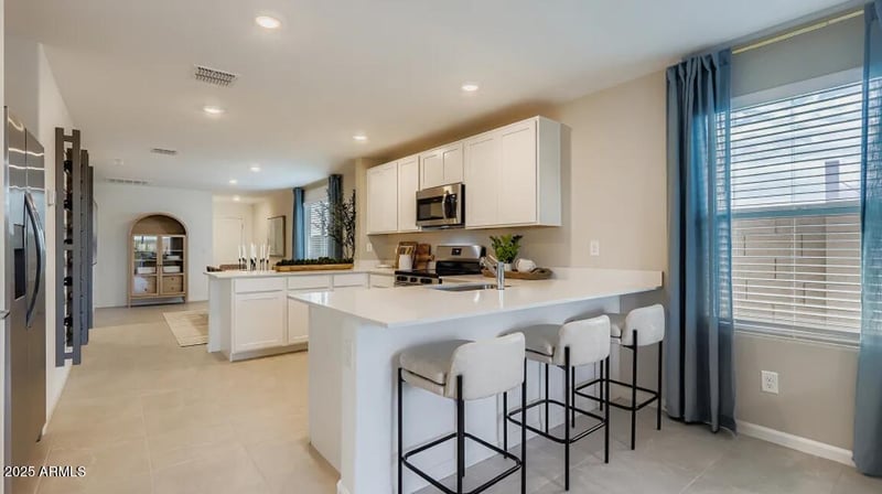 9626 Piccadilly Rd, Phoenix, AZ 85037