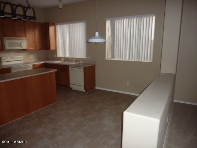 9627 E Idaho Ave, Mesa, AZ 85209