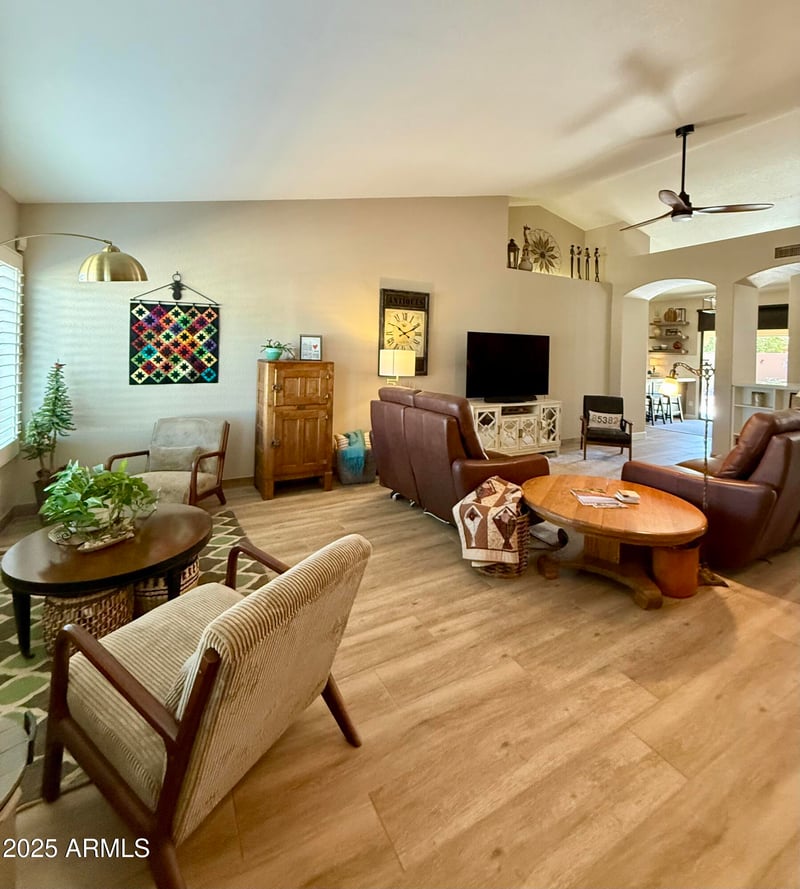 9627 Menadota Dr, Peoria, AZ 85382