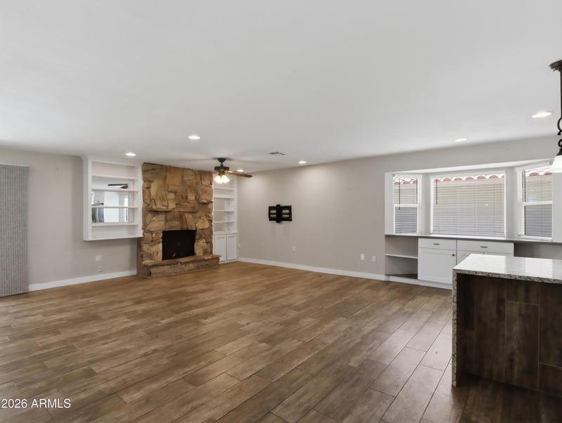 9627 W Lindgren Ave, Sun City, AZ 85373