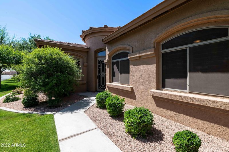 9629 E Champagne Dr, Sun Lakes, AZ 85248