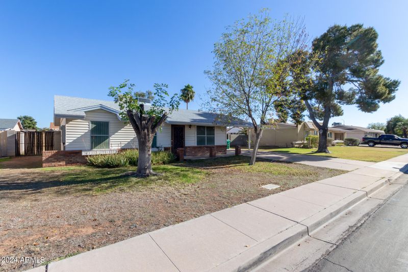 963 S 33rd Pl, Mesa, AZ 85204