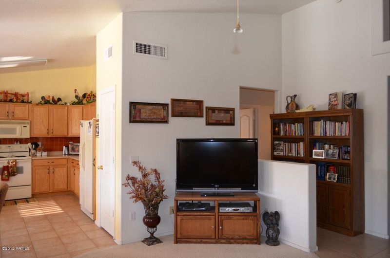 963 W 14th Ave, Apache Junction, AZ 85120