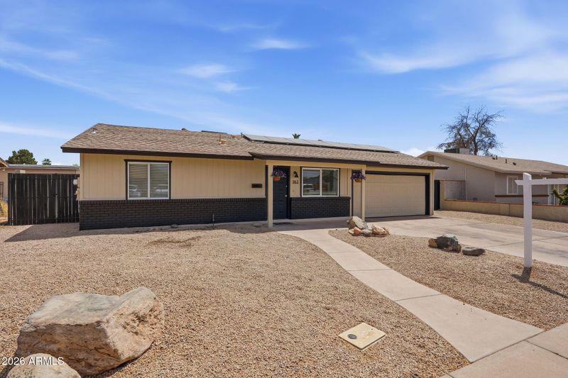 963 W Hillview St, Mesa, AZ 85201