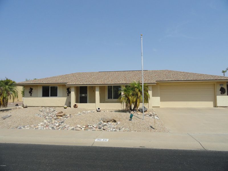 9630 W Glen Oaks Cir, Sun City, AZ 85351