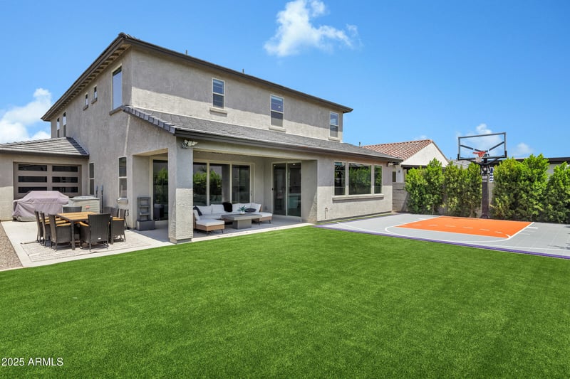 9631 Rainbow Ave, Mesa, AZ 85212