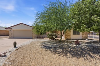 9633 Campana Dr, Sun City, AZ 85351