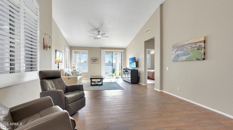 9633 Holiday Way, Sun Lakes, AZ 85248