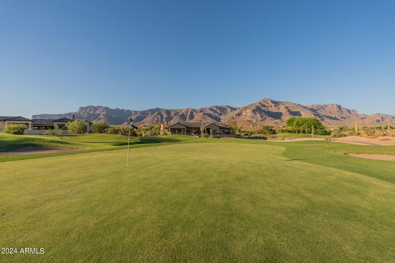 9633 Quarter Circle Loop, Gold Canyon, AZ 85118