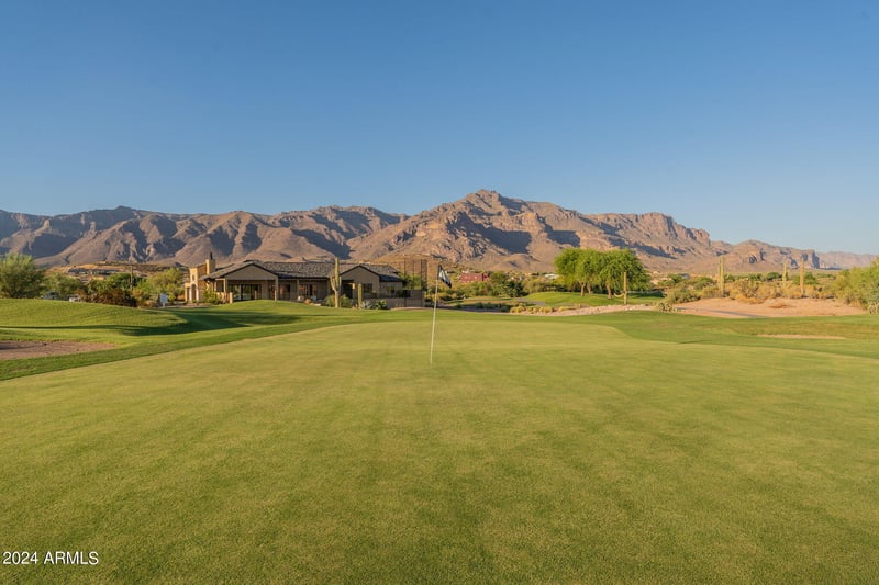 9633 Quarter Circle Loop, Gold Canyon, AZ 85118