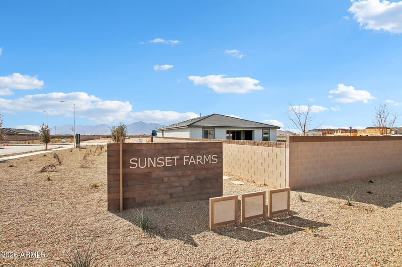 9633 W Parkway Dr, Tolleson, AZ 85353