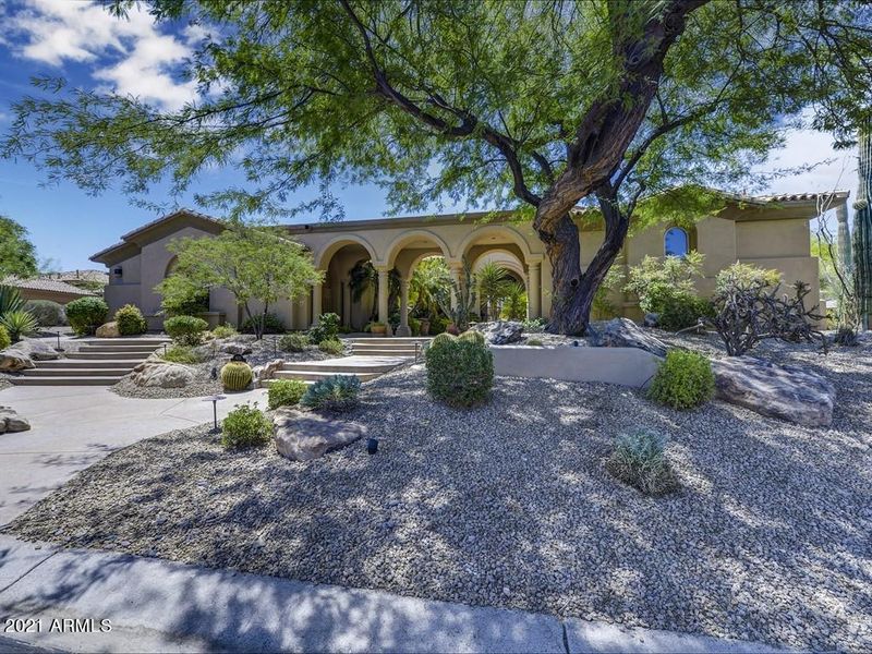 9635 E Monument Dr, Scottsdale, AZ 85262