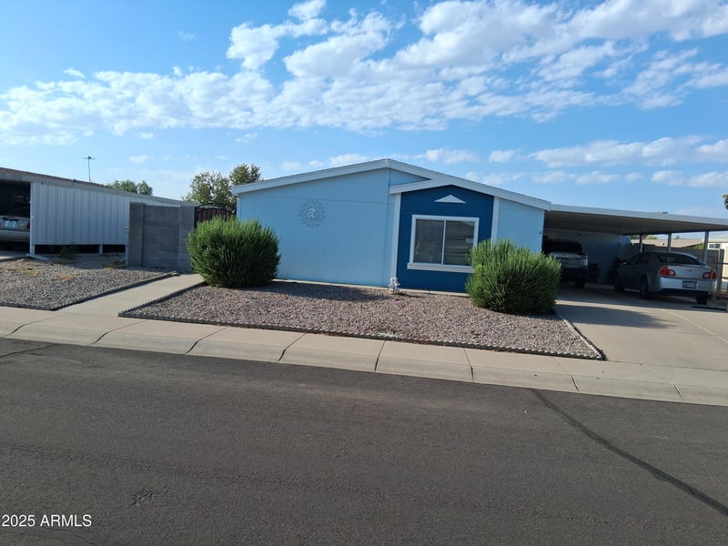 9637 Empress Ave, Mesa, AZ 85208
