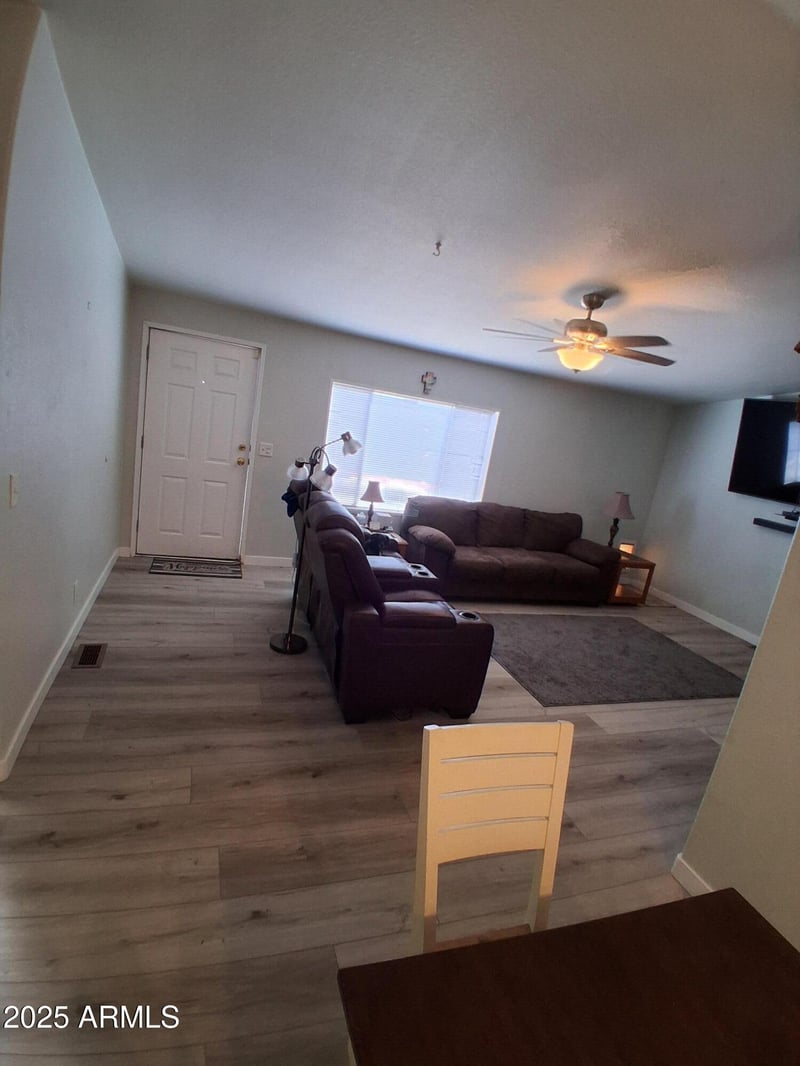 9637 Empress Ave, Mesa, AZ 85208