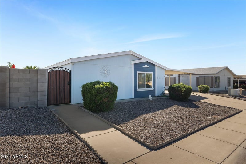 9637 Empress Ave, Mesa, AZ 85208