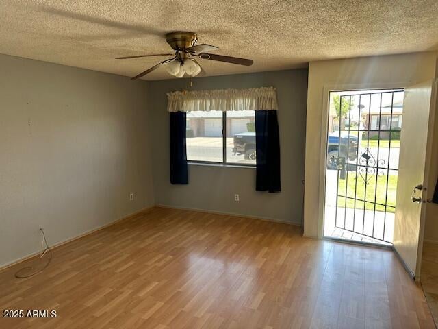 9638 Cinnabar Ave #B, Peoria, AZ 85345