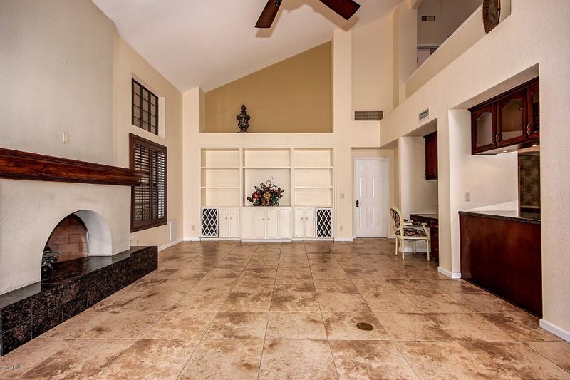 9638 E Cochise Dr, Scottsdale, AZ 85258