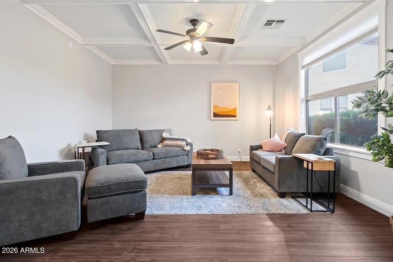 9638 Lompoc Ave, Mesa, AZ 85209