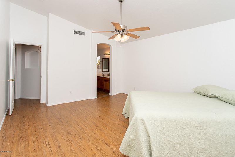 964 E Scott Ave, Gilbert, AZ 85234