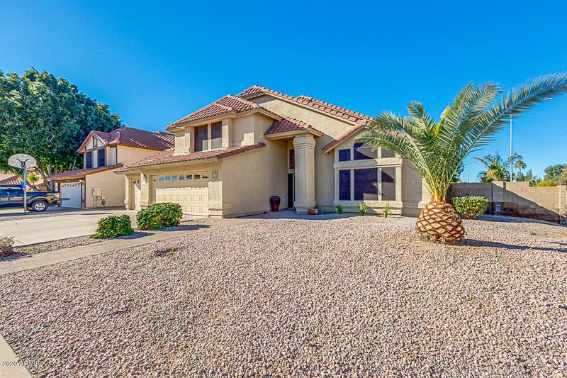 964 N 58th St, Mesa, AZ 85205