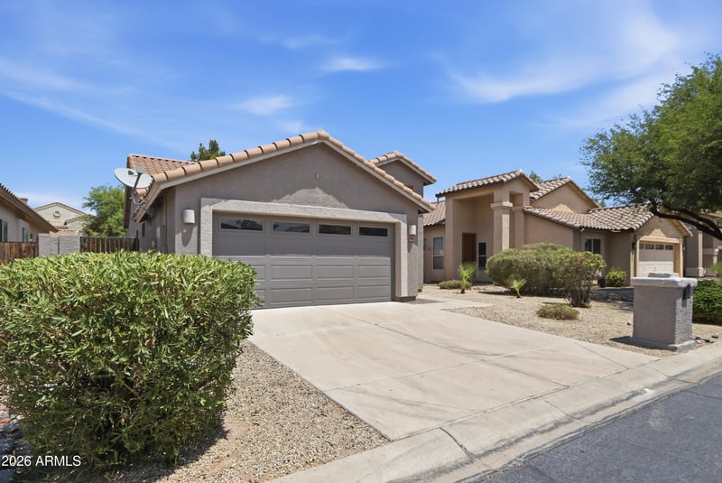 964 Fairway Dr, Chandler, AZ 85225