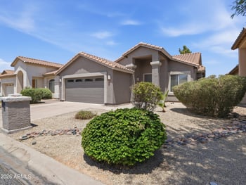 964 Fairway Dr, Chandler, AZ 85225