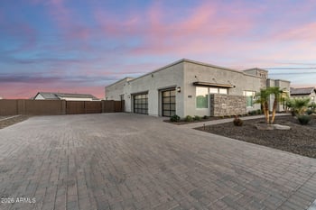 9641 Monte Lindo Ln, Peoria, AZ 85383